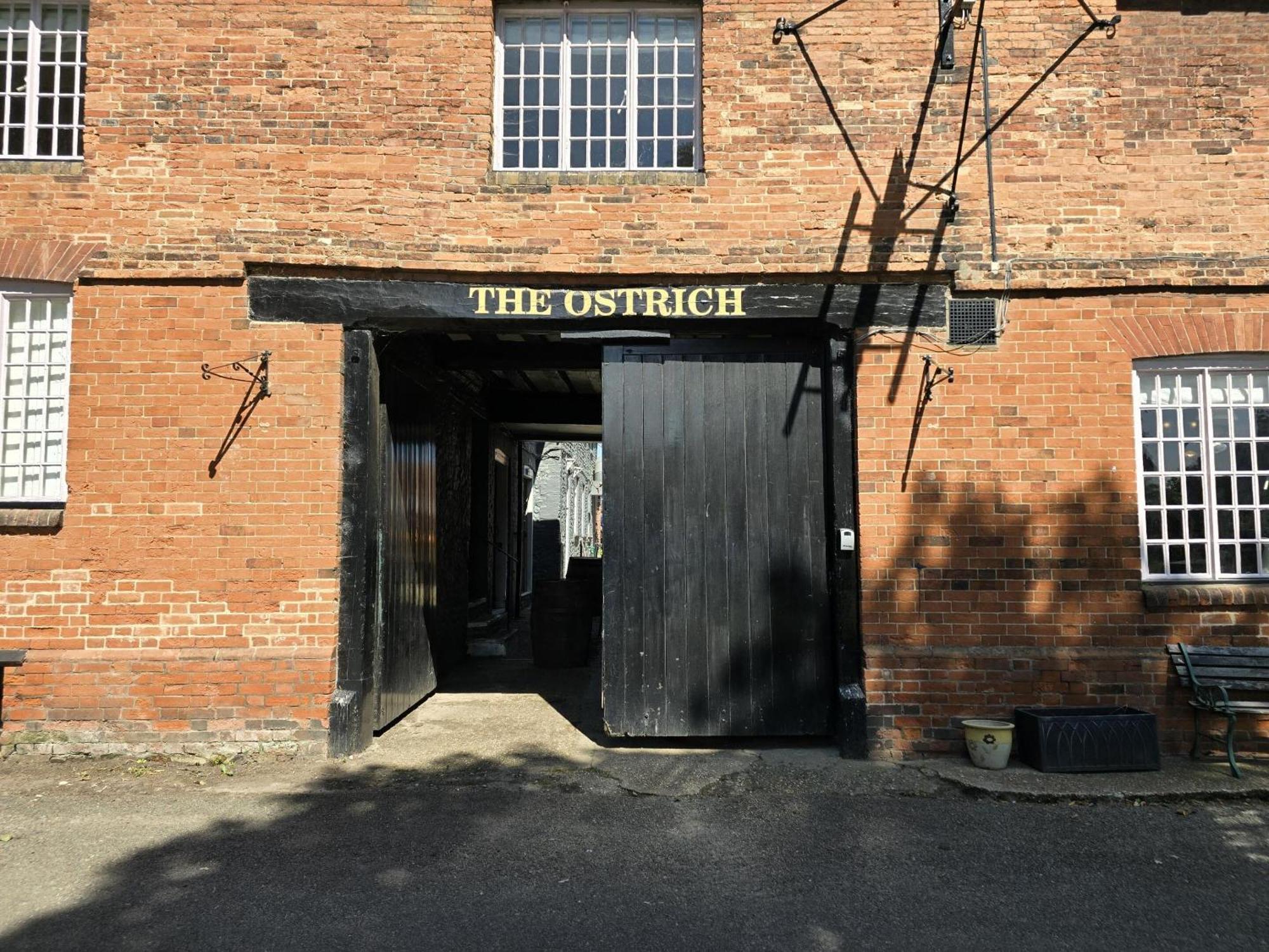 The Ostrich Pub Bed and Breakfast Castle Acre Buitenkant foto